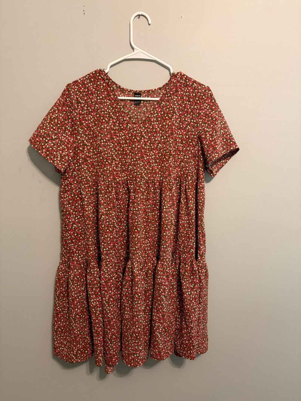 SHEIN Red Floral Short Sleeve Tiered Mini Dress